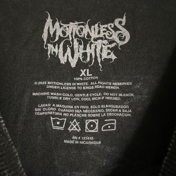 Motionless In White T shirt Men XL Gray Crewneck Short Sleeve Graphic - Picture 3 of 5